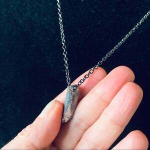 HEALING SILVER TITANIUM QUARTZ PENDANT ON 18”CHAIN